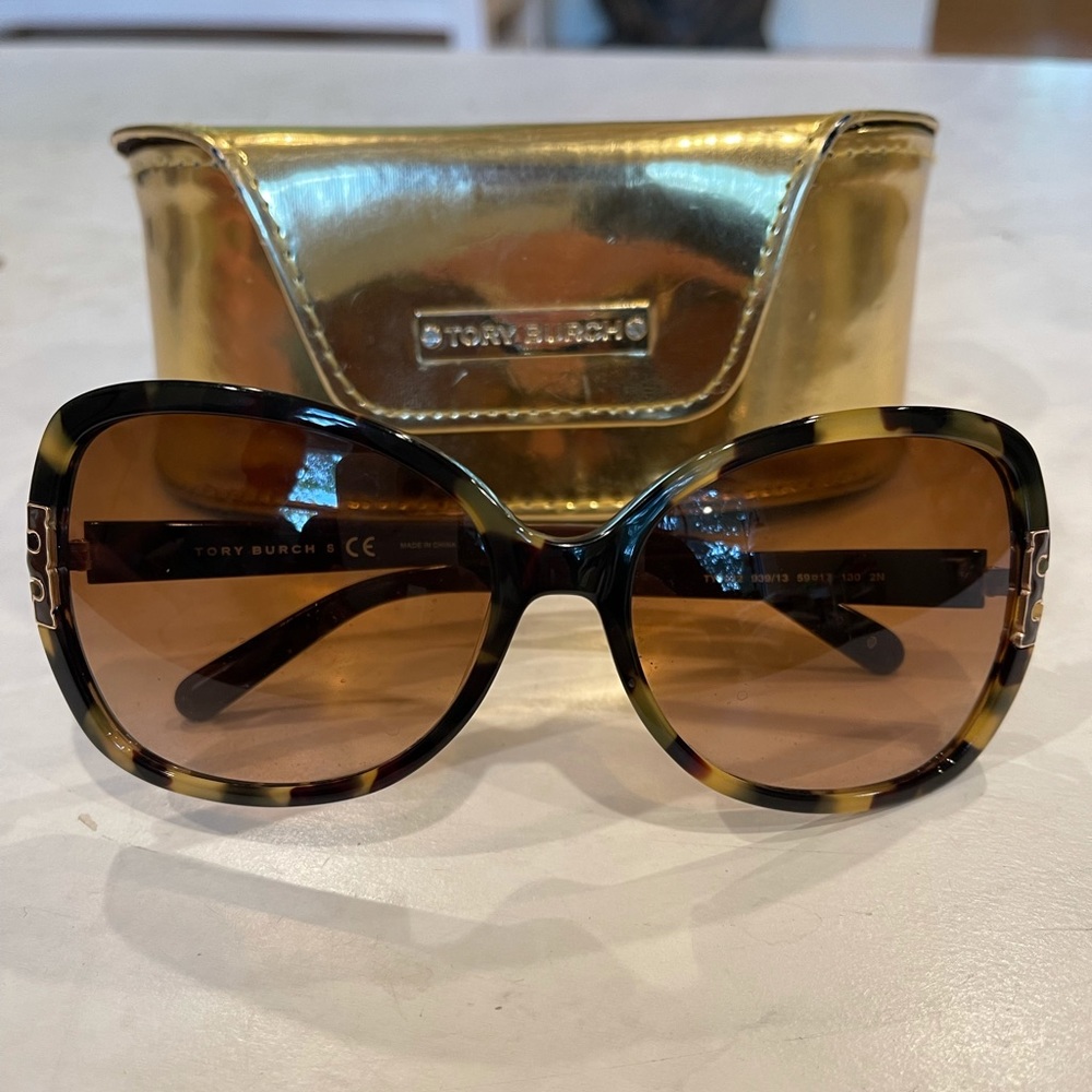 Tory Burch T-Temple Butterfly Sunglasses